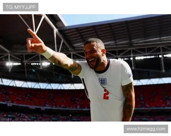 凯尔·沃克英超冠军主力成员多次随队登顶