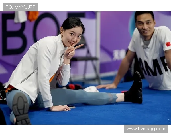 史梦瑶训练完顺手买了个包，我一个月工资还没她零头多